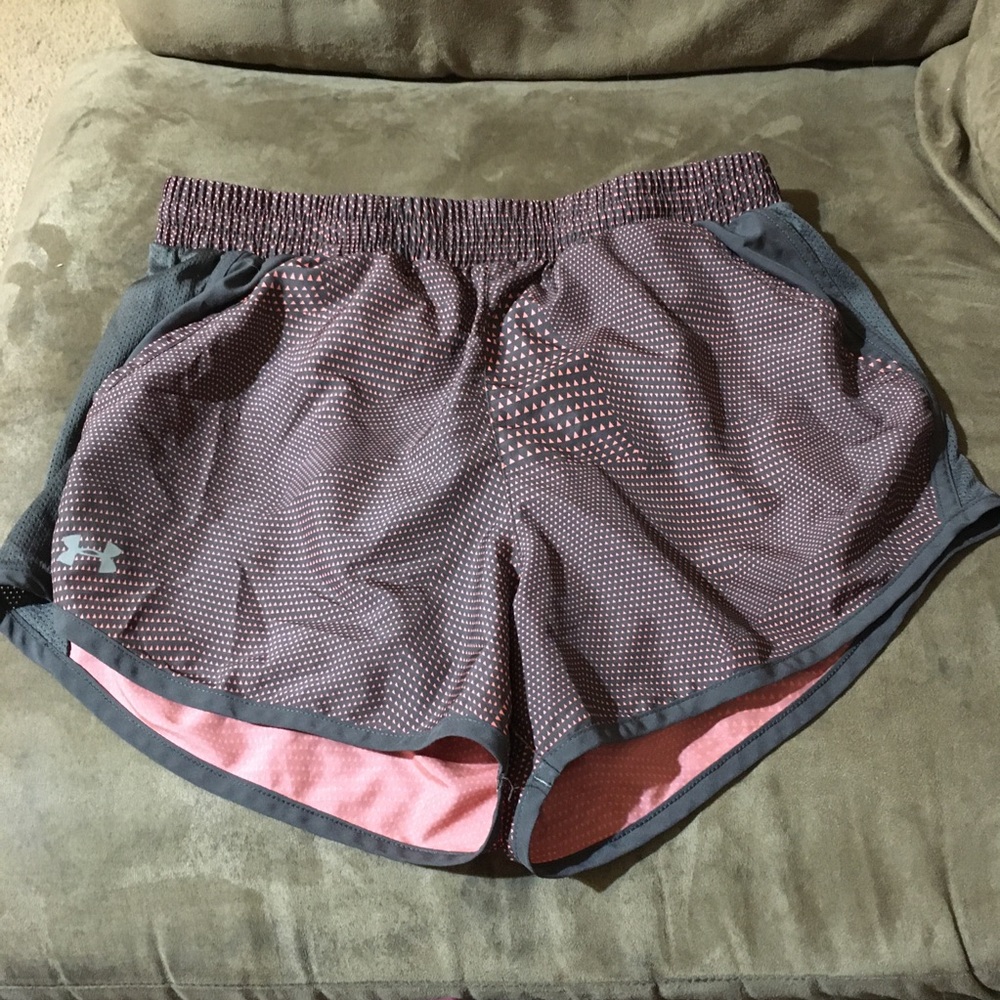 NWOT Under Armour Fly By Shorts